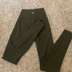 green lulu leggings
